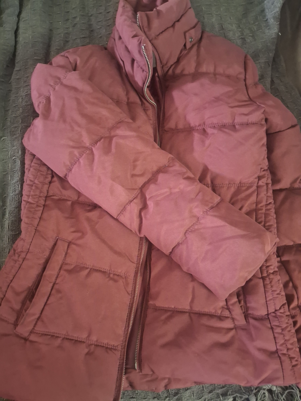 Old Navy Women's Dusty Rose Quilted Puffer Jacket